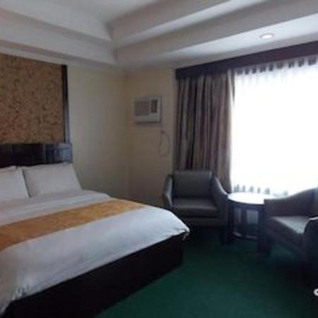 Mo2 Westown Hotel San Juan Bacolod Extérieur photo