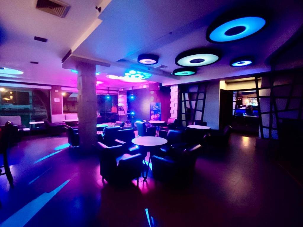 Mo2 Westown Hotel San Juan Bacolod Extérieur photo