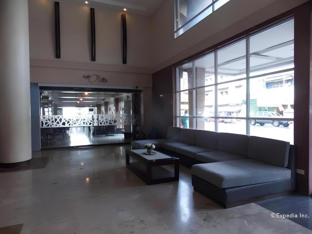 Mo2 Westown Hotel San Juan Bacolod Extérieur photo
