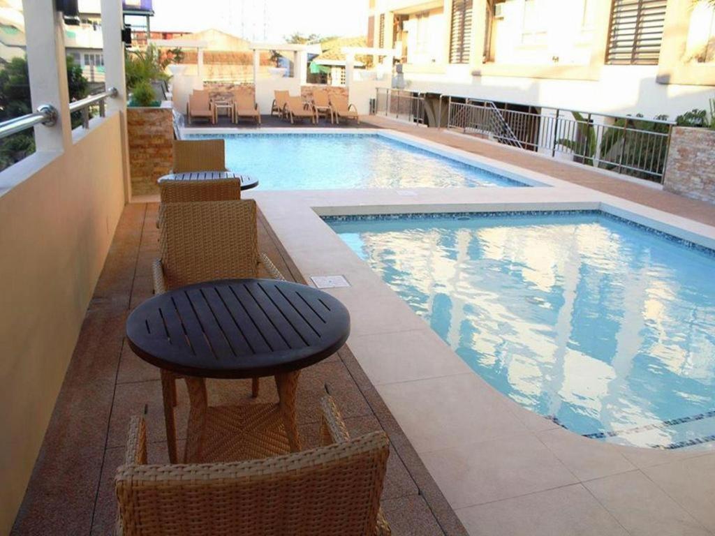 Mo2 Westown Hotel San Juan Bacolod Extérieur photo