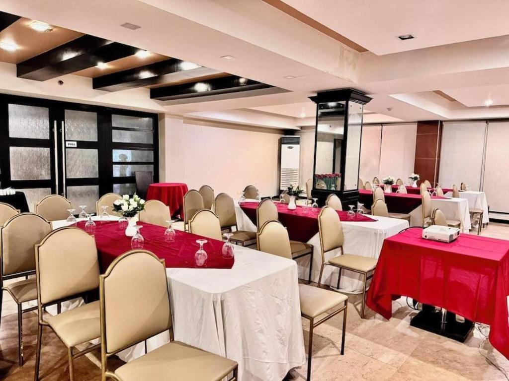 Mo2 Westown Hotel San Juan Bacolod Extérieur photo