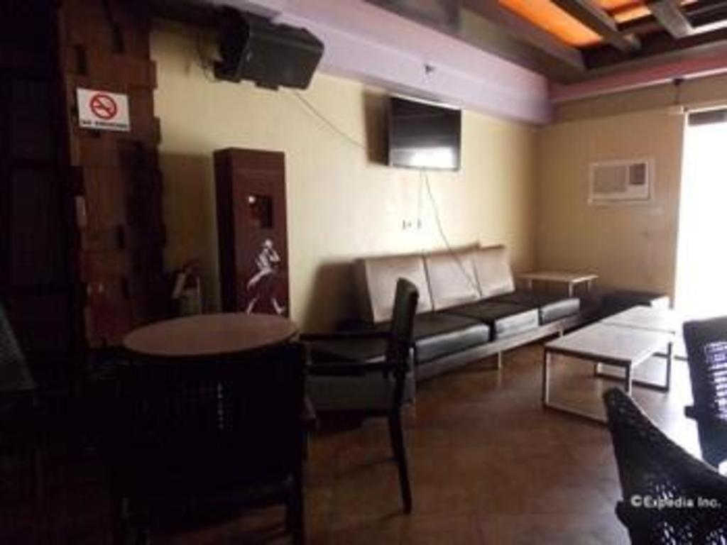 Mo2 Westown Hotel San Juan Bacolod Extérieur photo