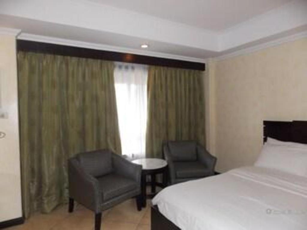 Mo2 Westown Hotel San Juan Bacolod Extérieur photo